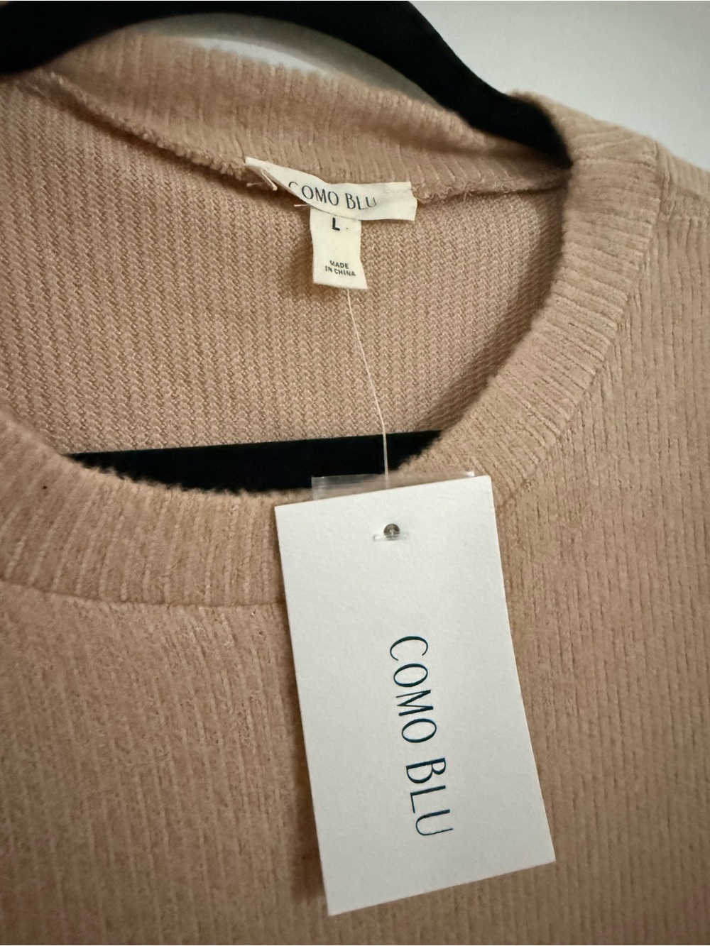 Como Blu Sleeveless Knit Shell in Beige - Picture 3 of 4